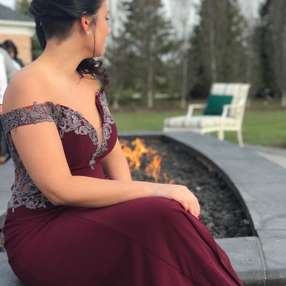 GORGEOUS BEADED PROM DRESS